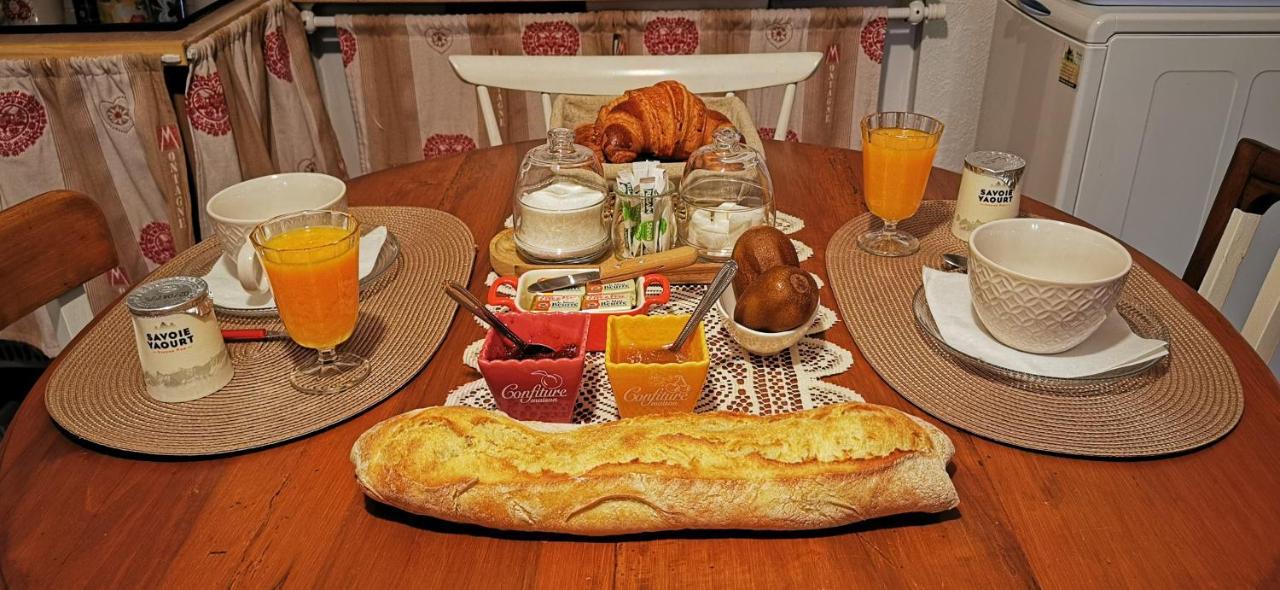 شقة La Grange De Lina Grignon المظهر الخارجي الصورة